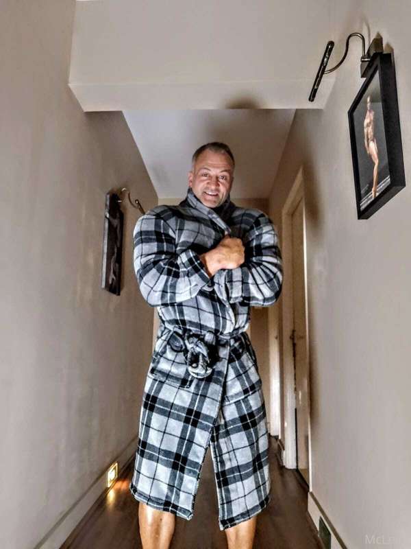 I've had man flu. Been wrapping up warm. Hope you are well. ..