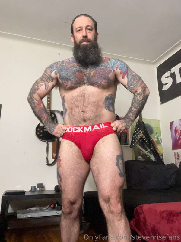 What do you think of me in red? 6