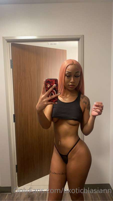 Which part do u want to lick?🥴🤪dm me 🥴💦