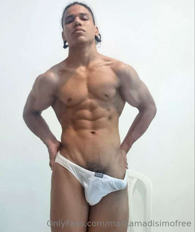 Y una foto con uno de mis calzoncillos preferidos? queréis v..