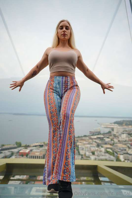 Who are my giantess lovers?