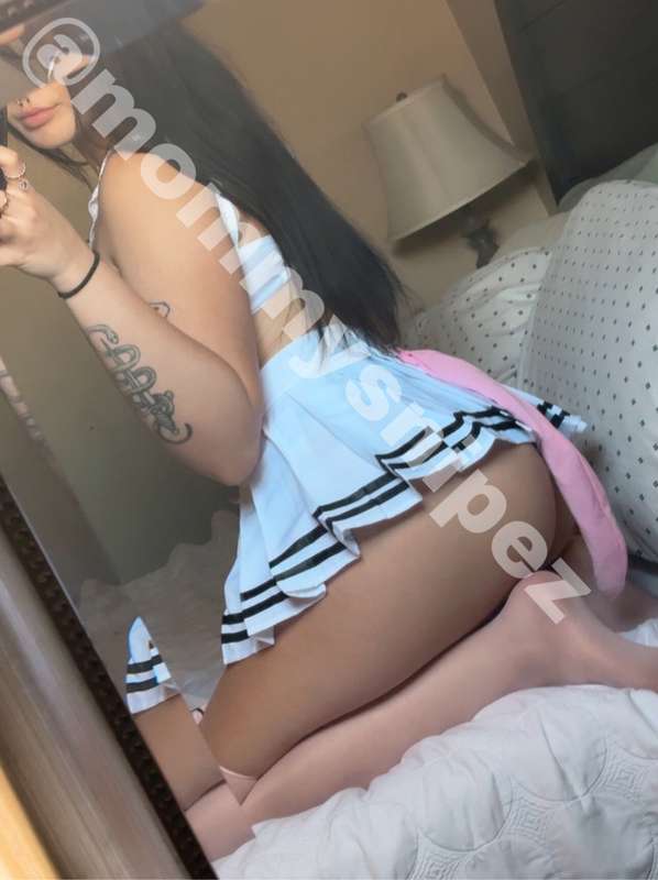 meow 🖤 (trying to post daily hehe) 