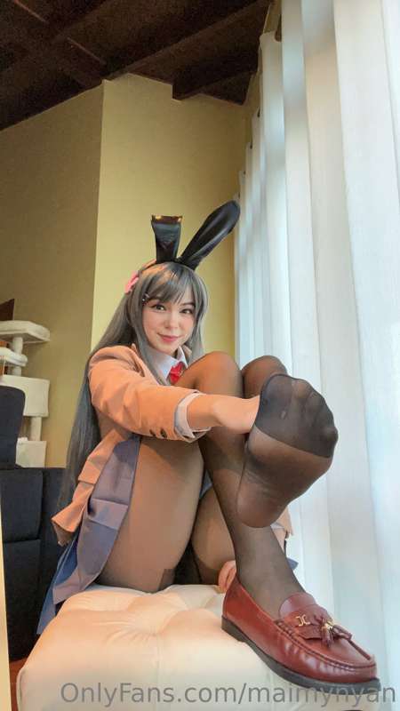 Bunny girl overdose lol

Suit version will be in video 🥰 15