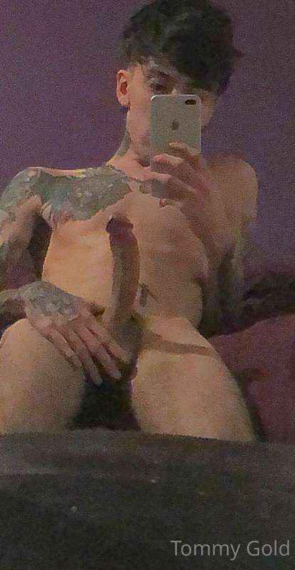 He is @juaniokdelon 😏 18 years old 🤭 SUBSCRIBE TO SEE ITS CO.. 4
