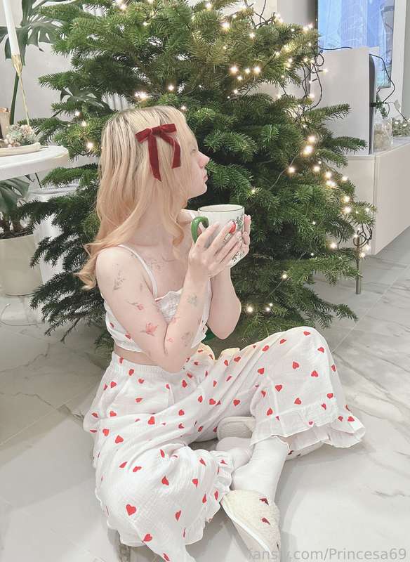 Princesa69 - Fansly - 18 Dec, 2023 2