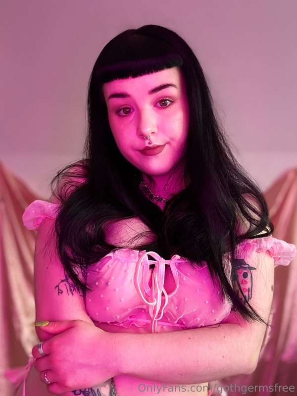 Gothgermsfree - Onlyfans - 2024-07-07T20:00:10