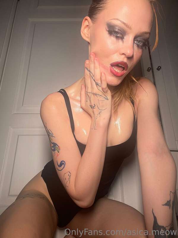 Ready for a sizzling surprise?🔥🔥🔥🔥