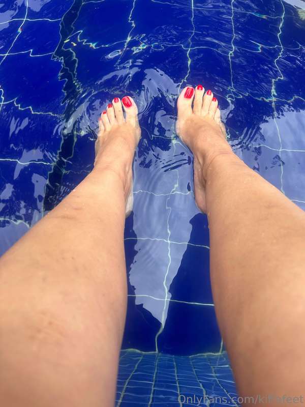 Red Nails 2