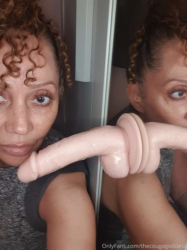 Which lips baby?!😜💋 These.....or... 2