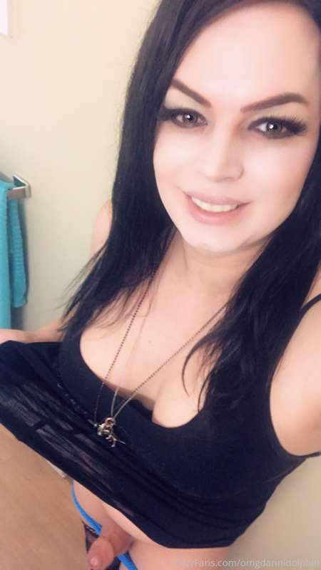 Good morning! Time to worship some cock 🐔 2