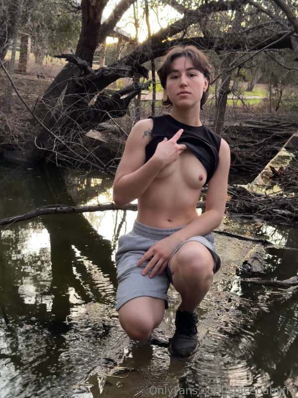 took my tits out for a walk in the park 5