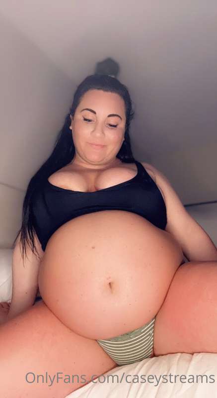 Thick all over 🥵🥵😏😏 3