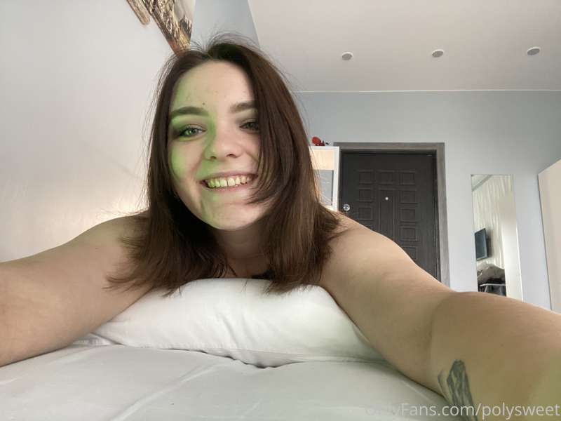 Good night, darling 🥰 Will you come to bed with me? 2