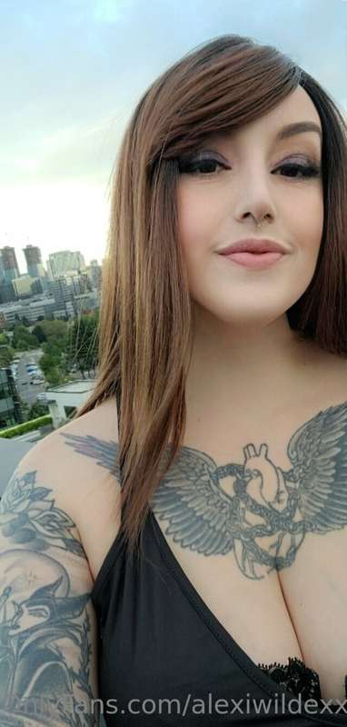Alexiwildexxx - Onlyfans - 03 Feb, 2023