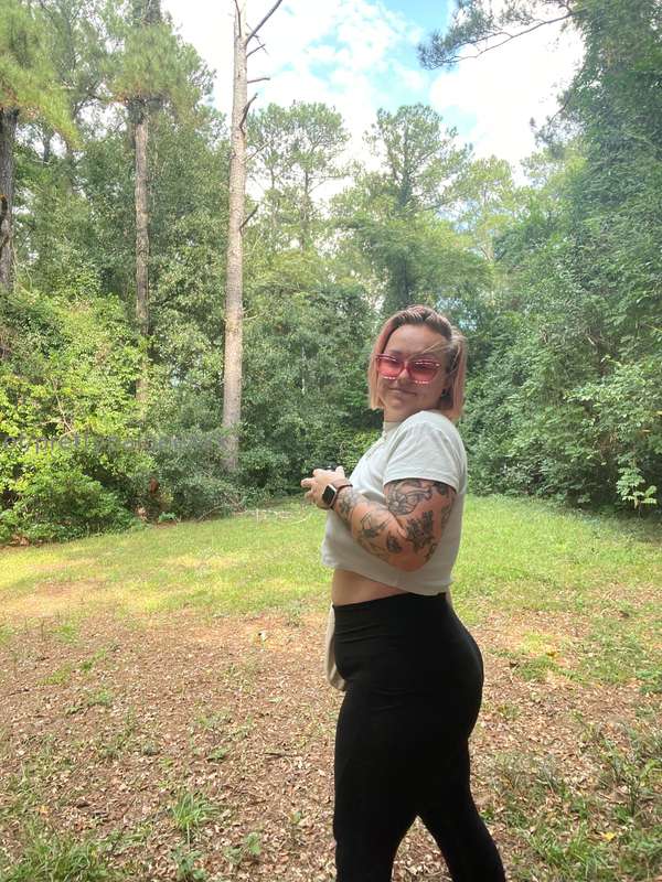 POV: you’re my neighbor & you get to watch me in my backyard..