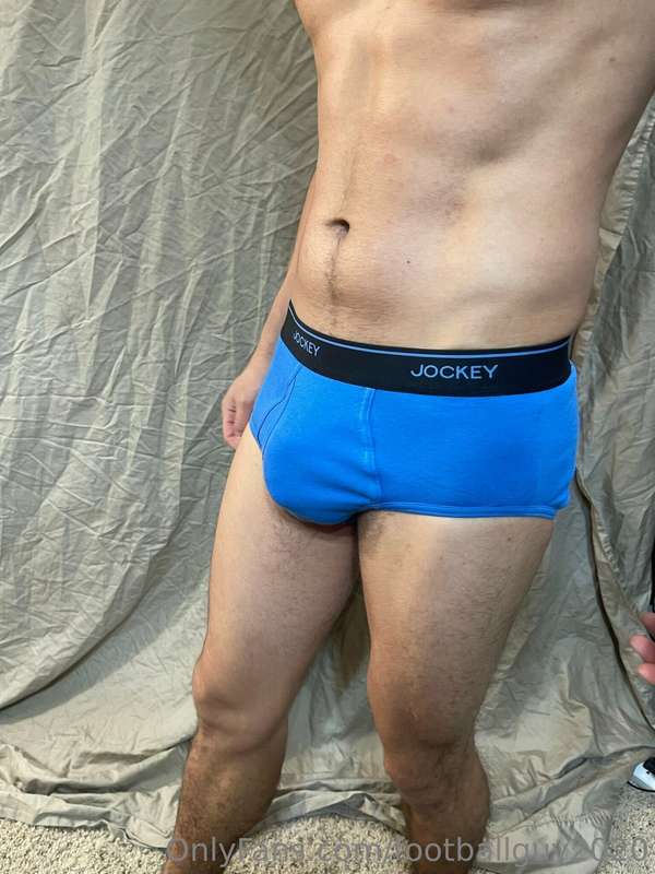 PVT Martinez shows off his goods lol set 3 2