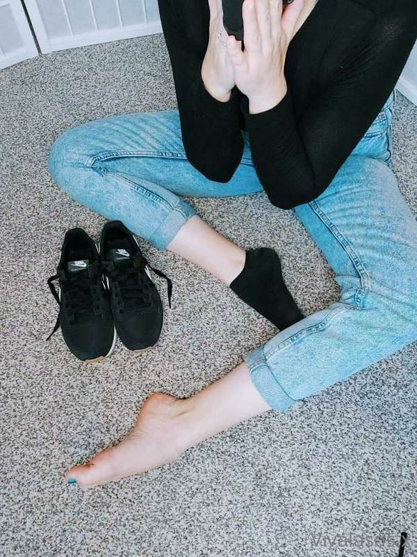 Sweaty, smelly silky soles... 

On a scale of 1 to 10... how.. 6