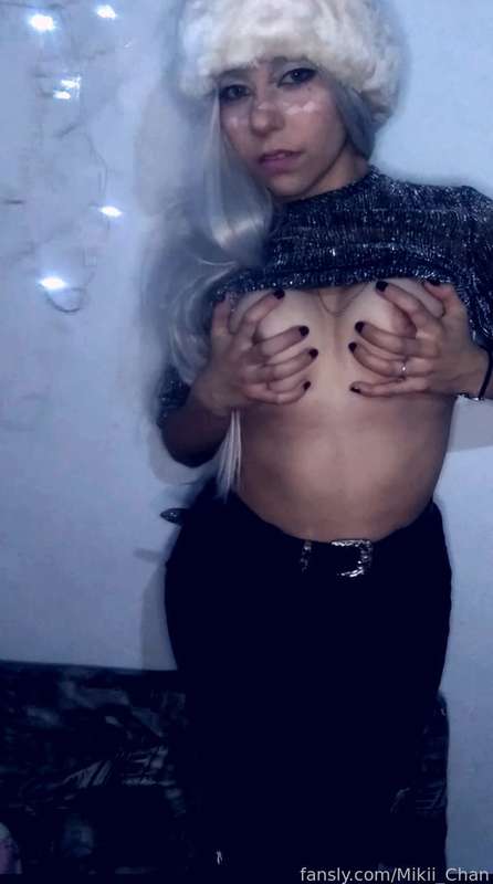 Mikii_Chan - Fansly - 10 Oct, 2021
