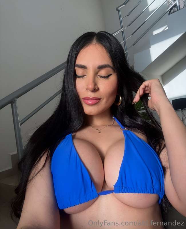 Tienes hambre bb? 🥵💙