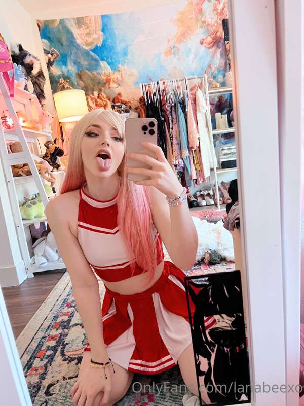 Sexting the cheer captain 📣 🎉 🏈 3