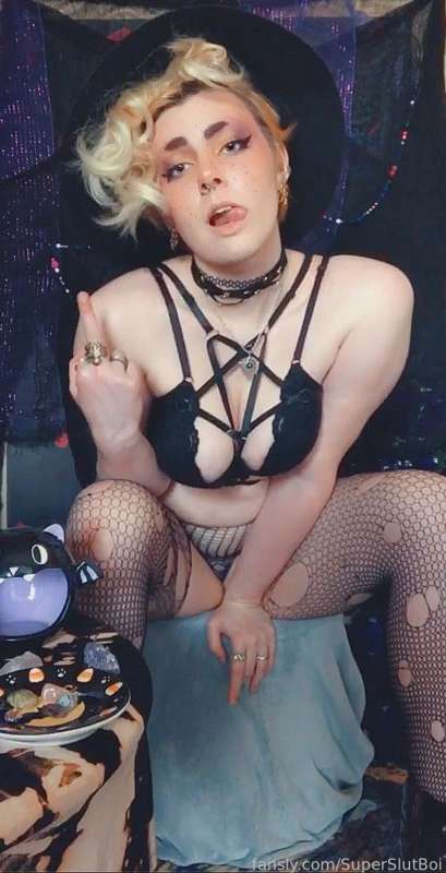 Superslutboi - Fansly - 03 Oct, 2021 5