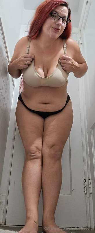 📸 BRAND NEW PHOTO SET! 📸   Full body standing views showing .. 3
