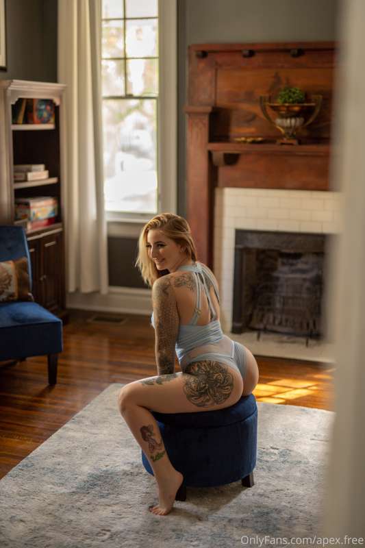 Booty 🙌🏼💙