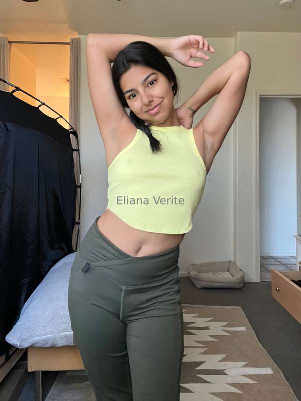 Feeling myself in my new tank top 🥰  Might not be able to we..