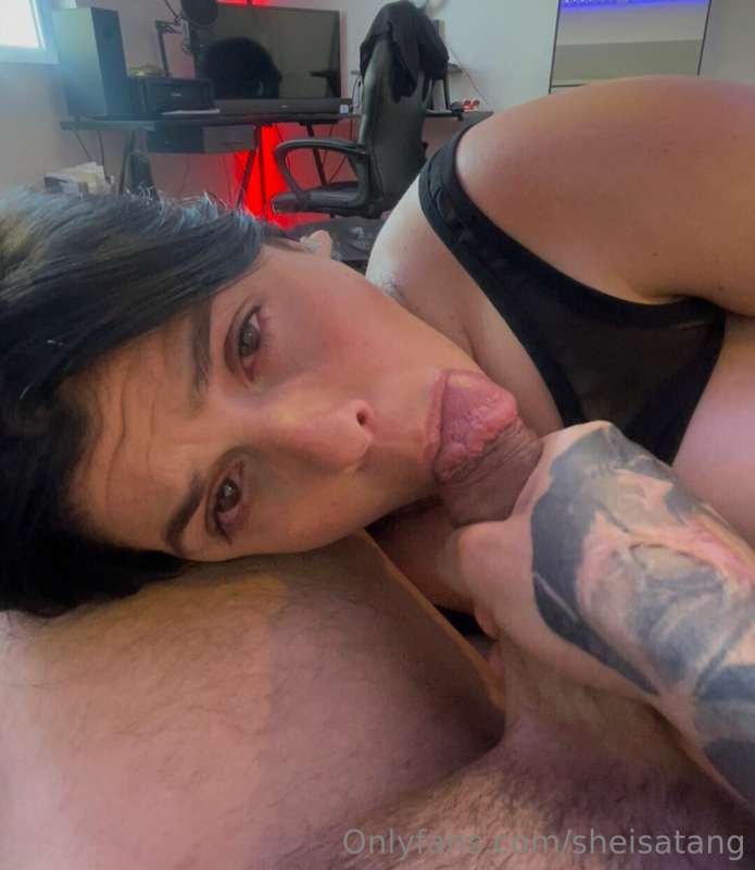 My new friend @aaronsnowxxx and I had a nice afternoon. Vide.. 1