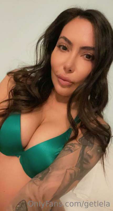 Kiss me, I might be part-Irish. Want to know which parts? 🍀