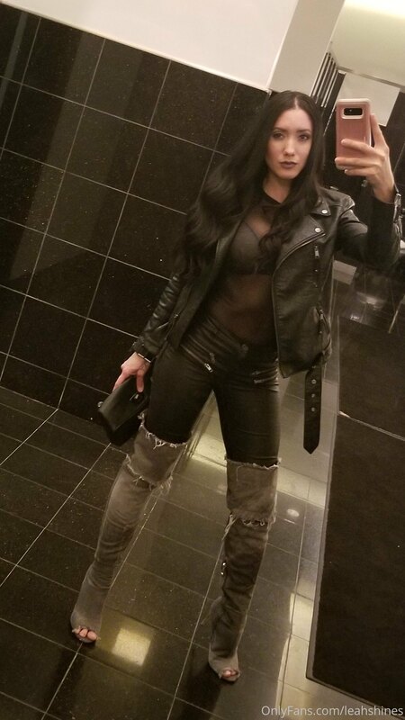 Thought i would share a little selfie! ??