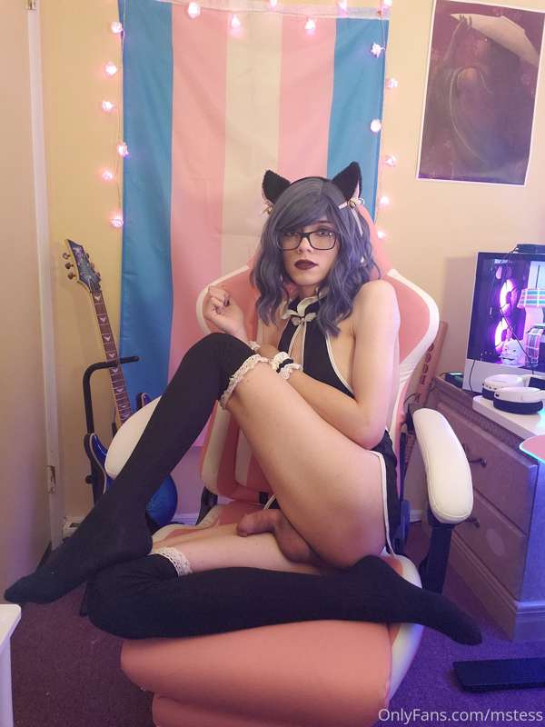 Some booty shotsss and moree💖