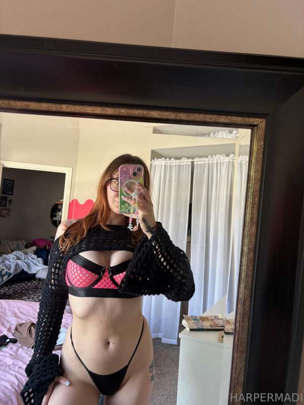 i took a lotttt of pics in this outfit, im gonnna have to sp.. 6