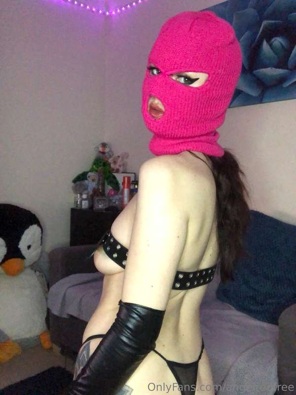 worship my body, like a good boy should