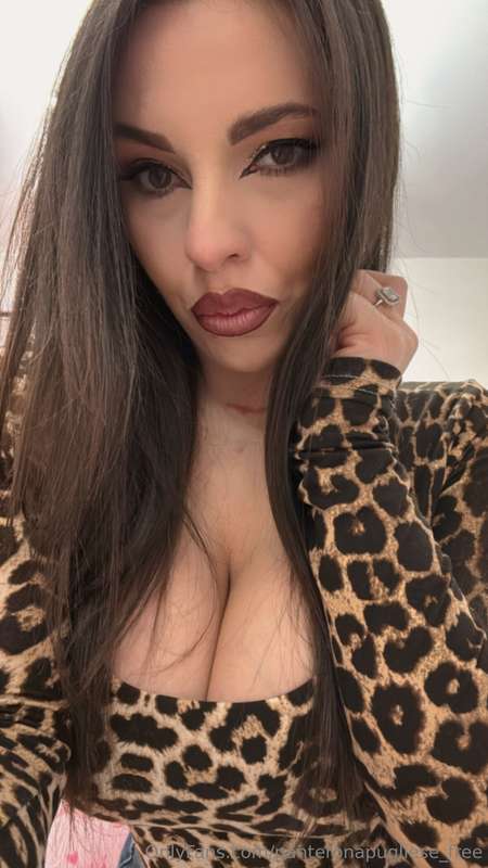 Mercoledì noioso? Ci penso io a voi su onlyfans.com/panteron..