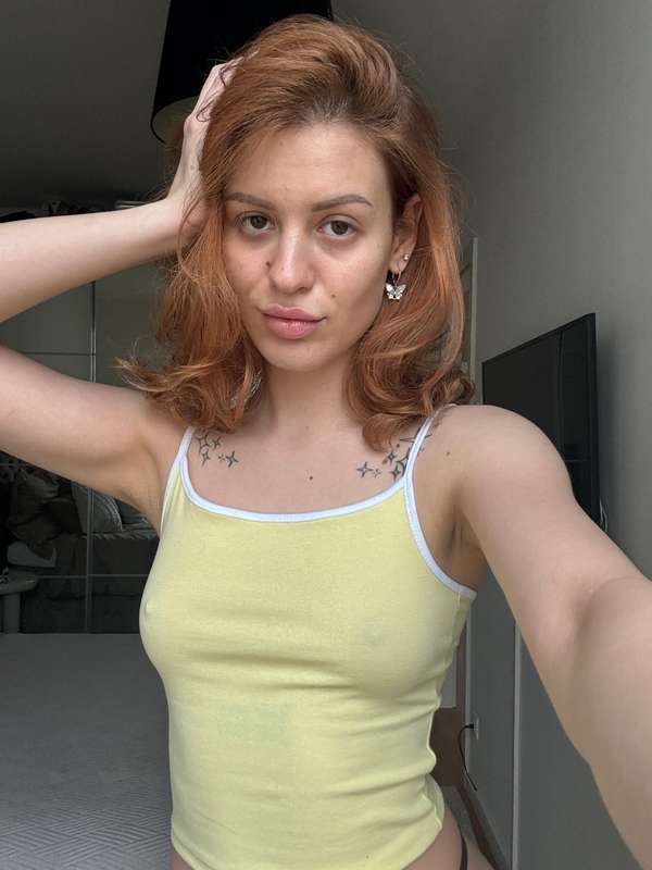 wake up daddy my pussy is drippingggg 💦