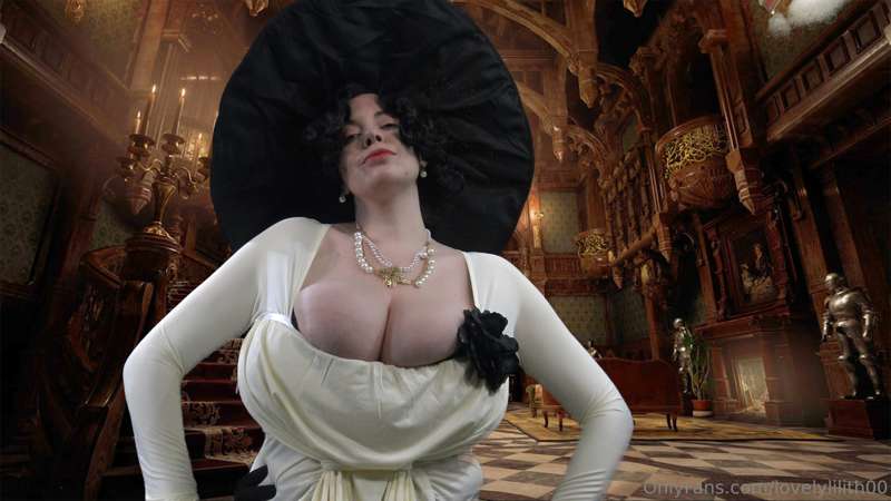 Lady D will return! I'll be going LIVE to play Resident Evil.. 3