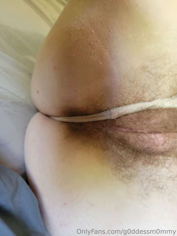 Such an adorable phat pussy 😍 😋 26
