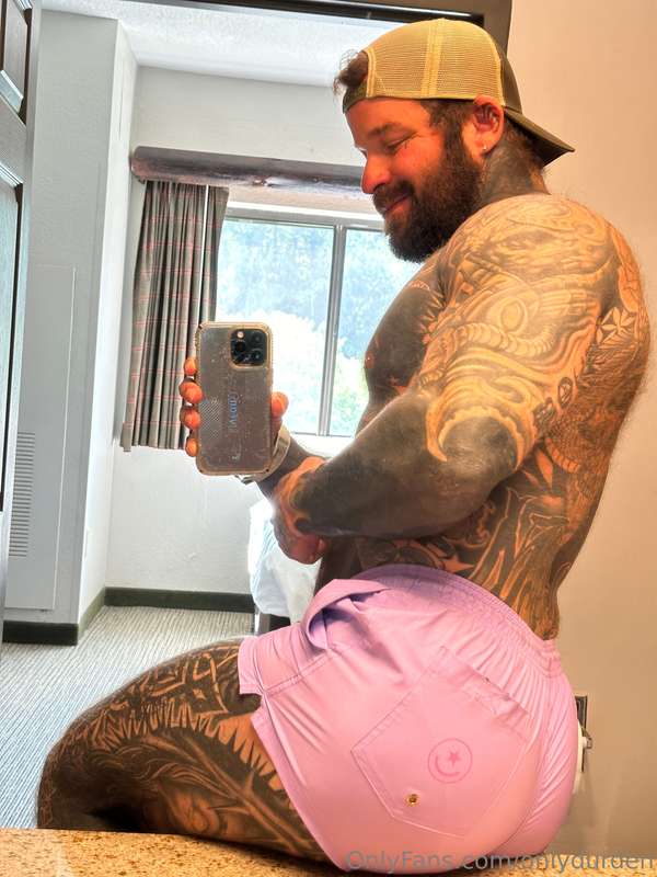 I've been looking for these shorts for months and I finally ..
