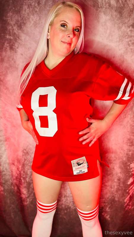 **It’s Super Bowl Sunday! You know who I’m pulling for! Let’.. 8