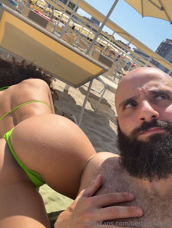 Uffff continuano a rubarmi il lettino. In cambio ho ottenuto..