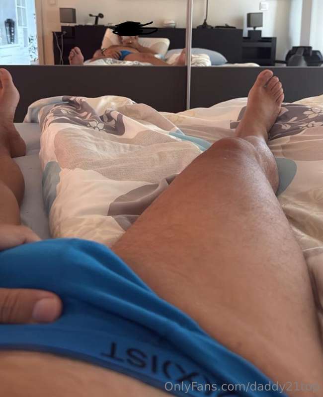 Daddy21Top - Onlyfans - 01 Oct, 2024
