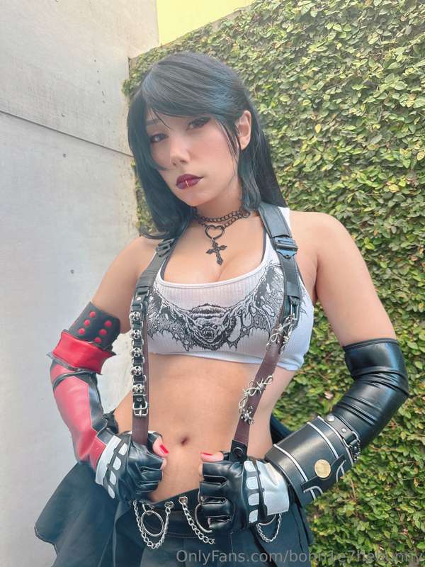 I’m curious…is that ur buster sword under those pants? Ooh d.. 5