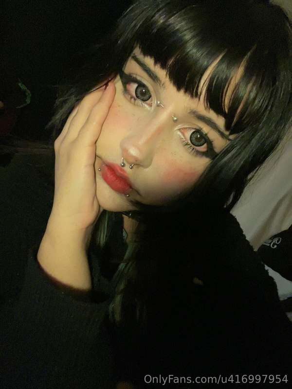 Replace my hand with your hand while you look into my eyes, ..