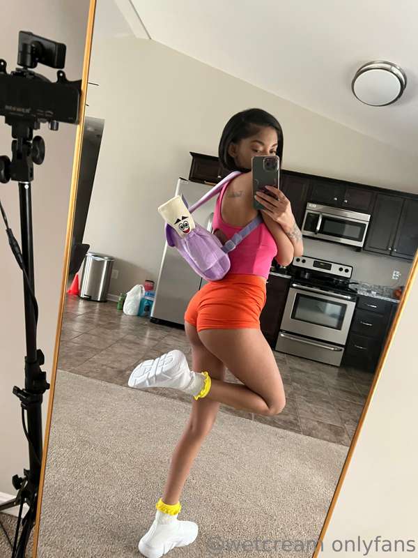 doraaaaa the explorer 💛 who want public content ( had to p i.. 20