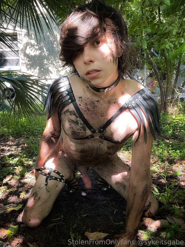 Fighting can be dirty 😜 don’t mind if I have to get a little.. 12