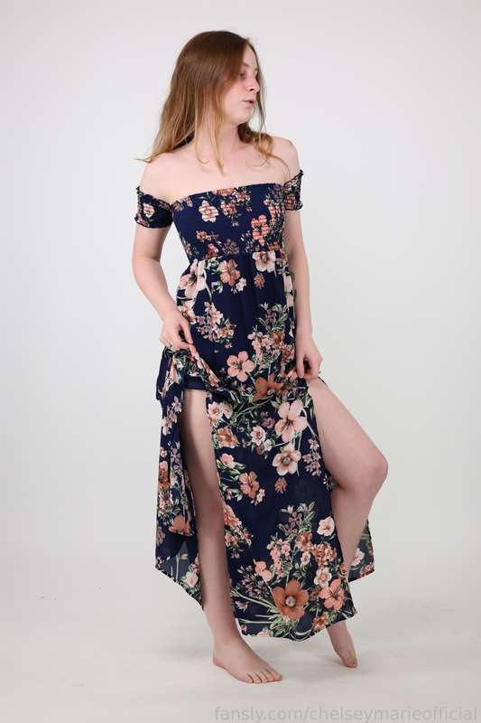 Chelseymarieofficial - Fansly - 06 May, 2025 6