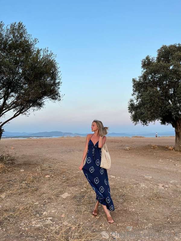 How do you like my blue dress? Do you think it goes with the..