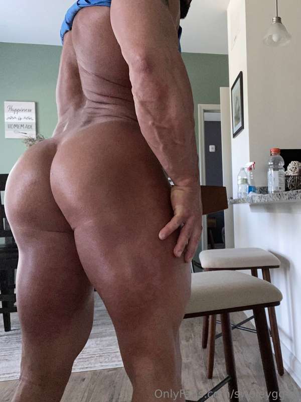 Just got back from the gym! Need someone to suck it then fuc.. 2