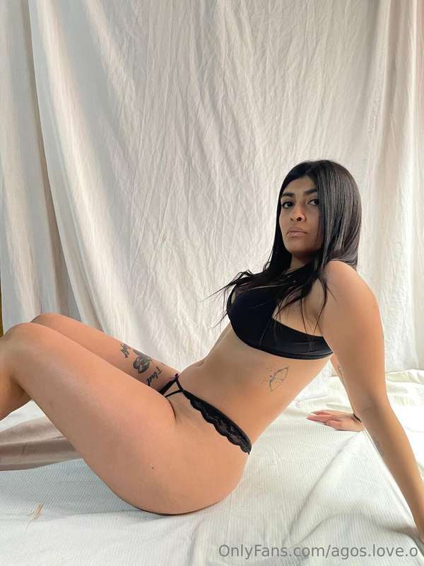 Do you want to see more? text me😘
